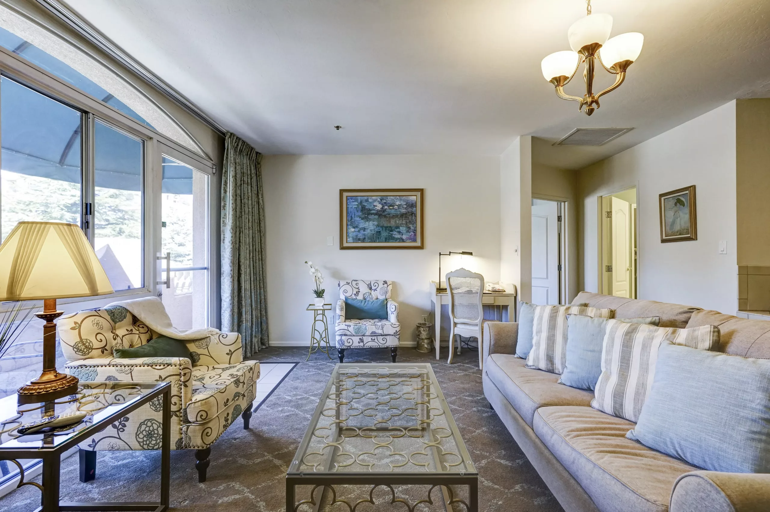 Forest Villas Hotel in Prescott Arizona - Luxury King Suite